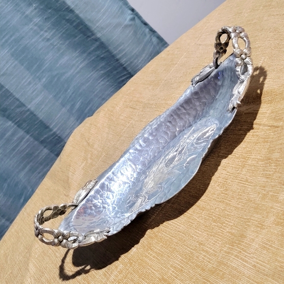 Vintage Rodney Kent Tray, Rodney Kent 404 Hammered Aluminum Tray, Oval with Hand - Picture 2 of 8